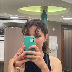 Meet your Posher, Nika